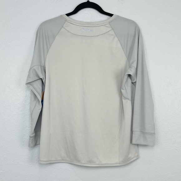 NWT HOKA ONE ONE PERFORMANCE LURK GREY NEON YELLOW 3/4 SLEEVE - Picture 9 of 9